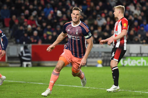 赛的形势充 赛的形势充