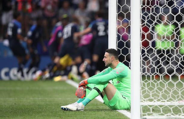 球迷们不妨 球迷们不妨