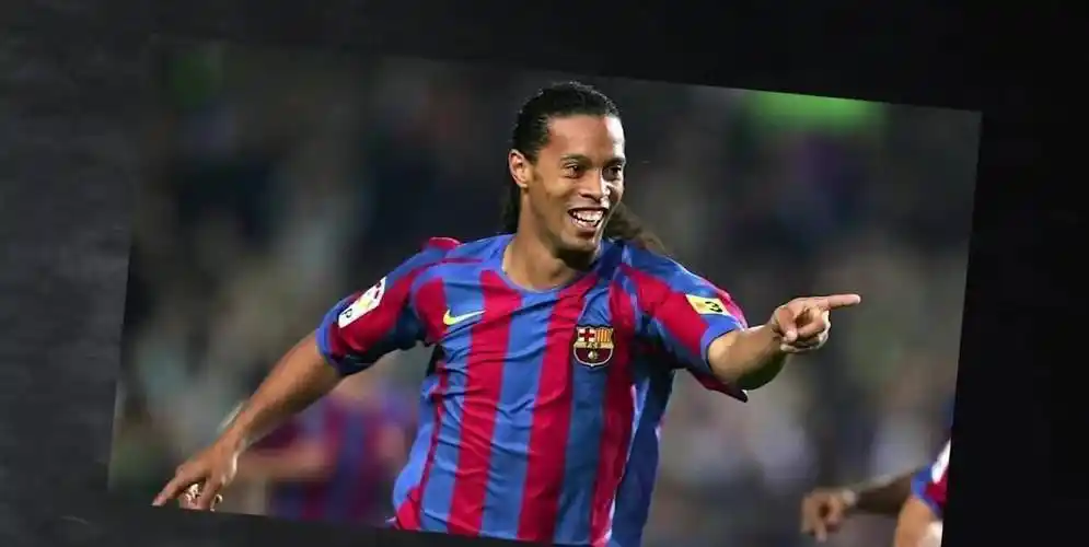 借什么脱颖 借什么脱颖