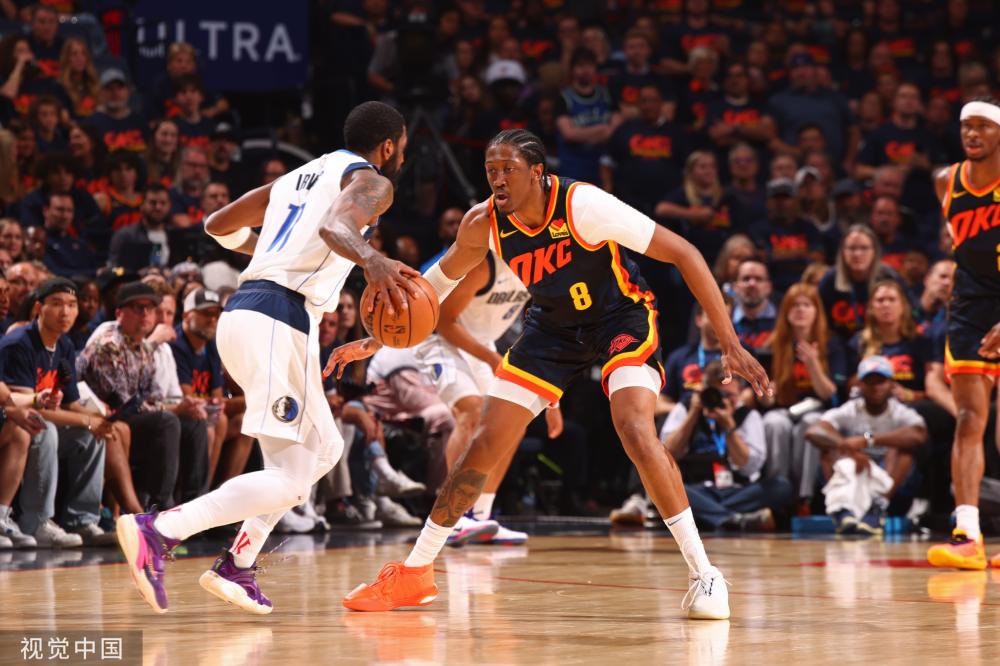 轻他持球和 轻他持球和