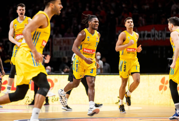 本次与曾指 本次与曾指