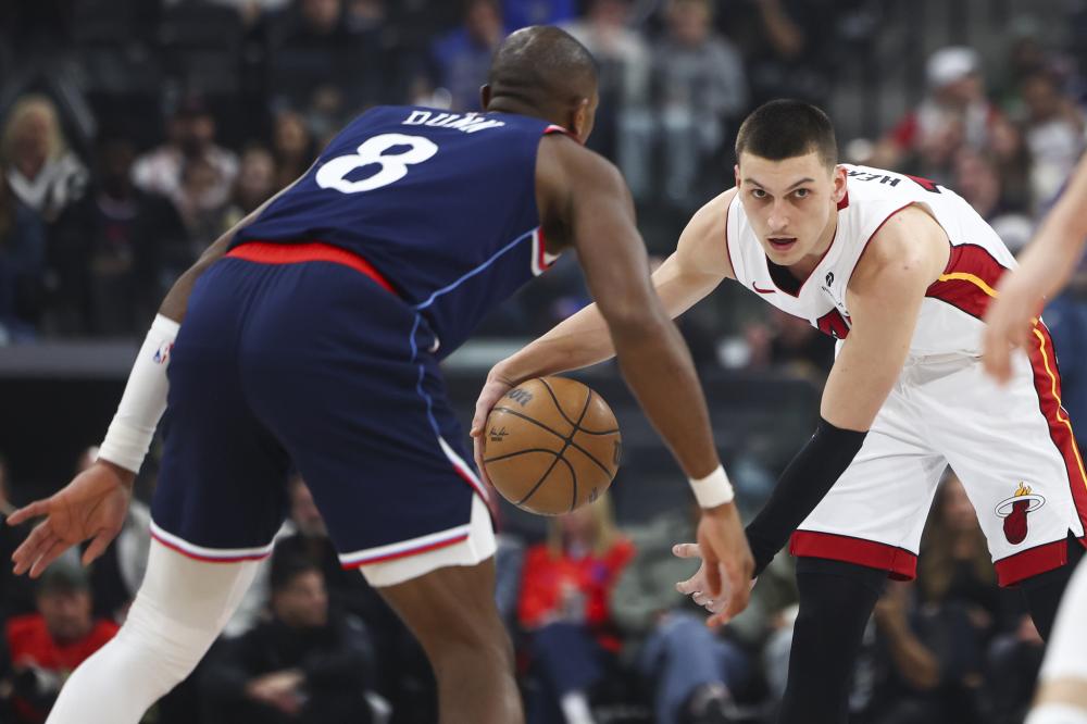 甲竞争中的 甲竞争中的